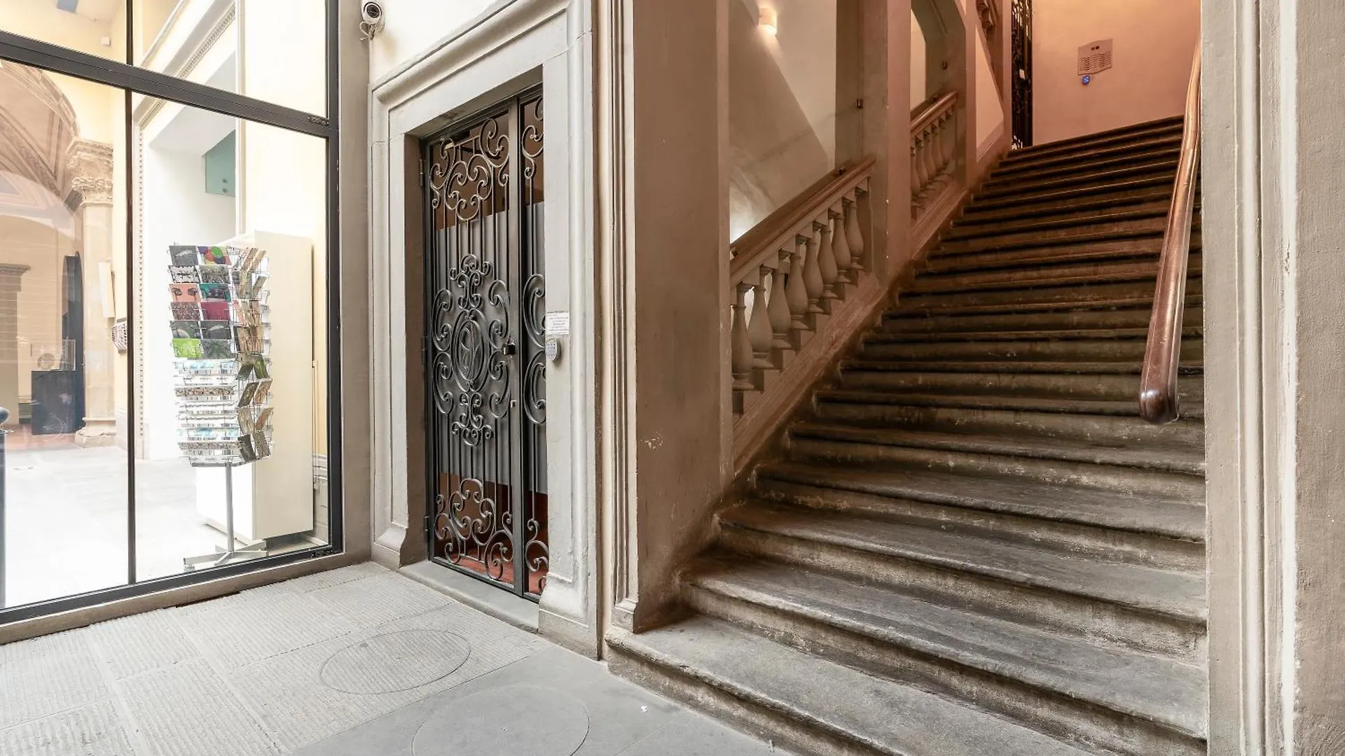 Palazzo Tornaquinci Apartment Florence